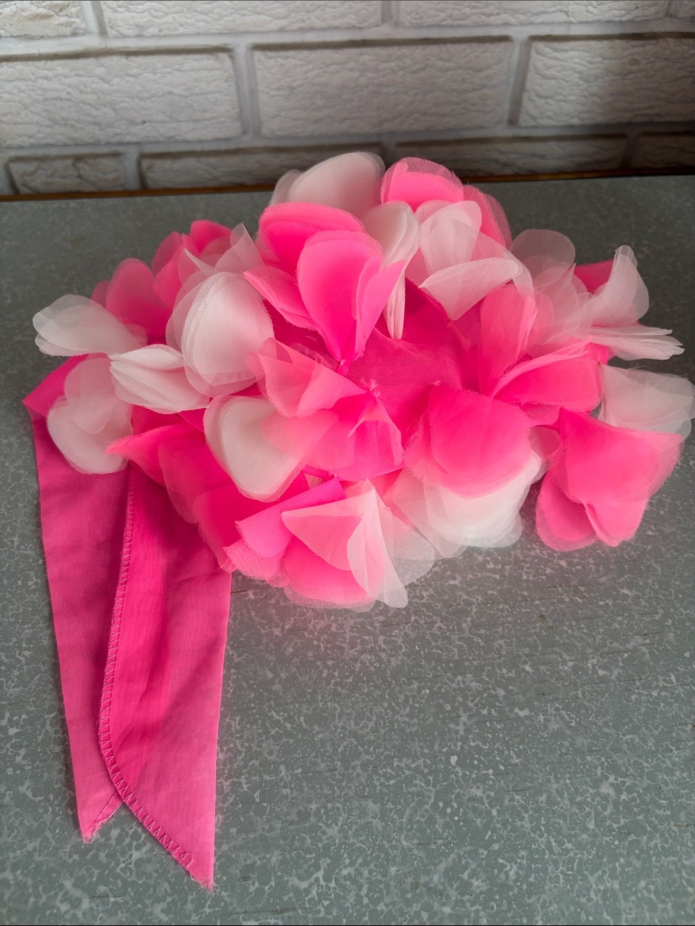 Vintage 1960s Camaga Hot Pink Nylon Petal Cap Mod Fashion Flower Power Hat - Picture 2 of 6